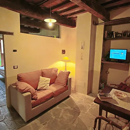 Spacious In With Pool * Apecchio