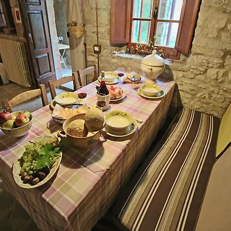 Holiday home Spacious In With Pool Apecchio