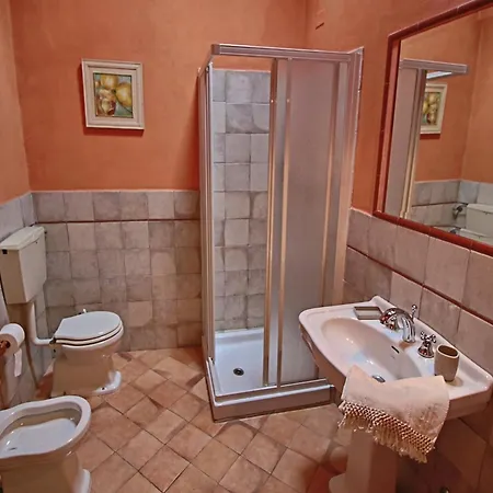 Spacious In With Pool Apecchio