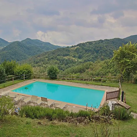 Spacious In With Pool Apecchio